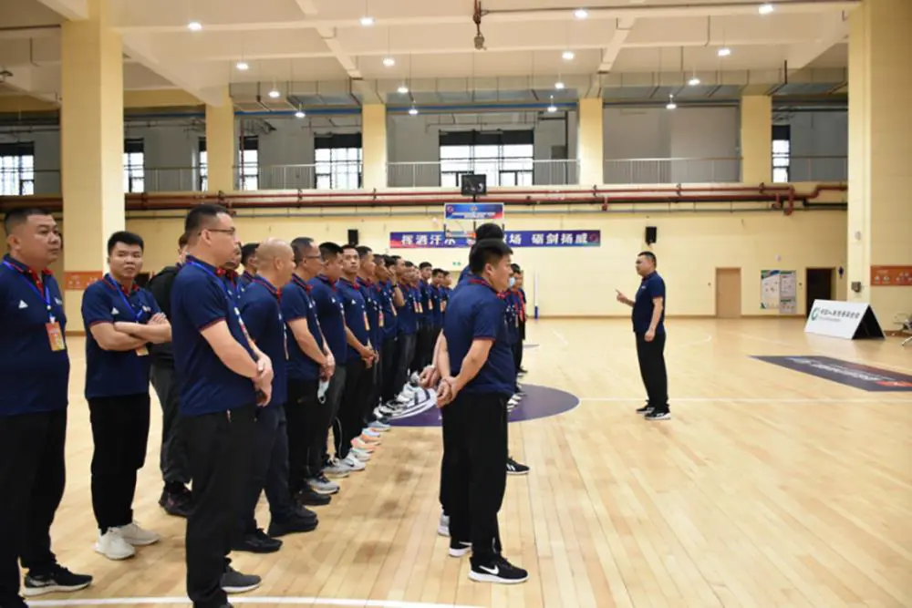 业余爱好者如何制定适合自己的篮球训练措施_1
